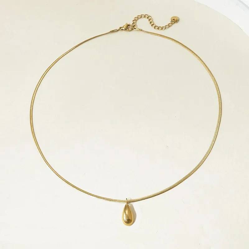 Collar Gota Dorada Elegance